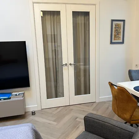 Daina Self Check-in *